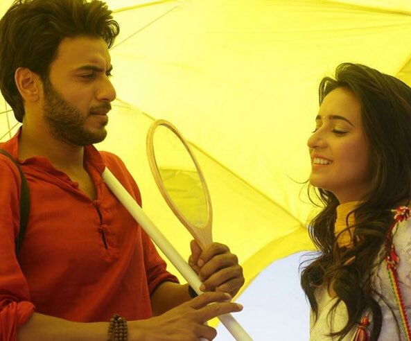 Anji17_'s tweet photo. remember when vikya lost the bet and became chibi’s make up man for her 😂❤️

pushkar had such amazing memories ✨

#4YearsOfJNDSD | #ShiVik | #JNDSD https://t.co/dQuNUSApj1