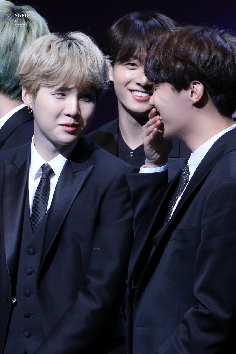 sope photo sequence : a heart melting thread