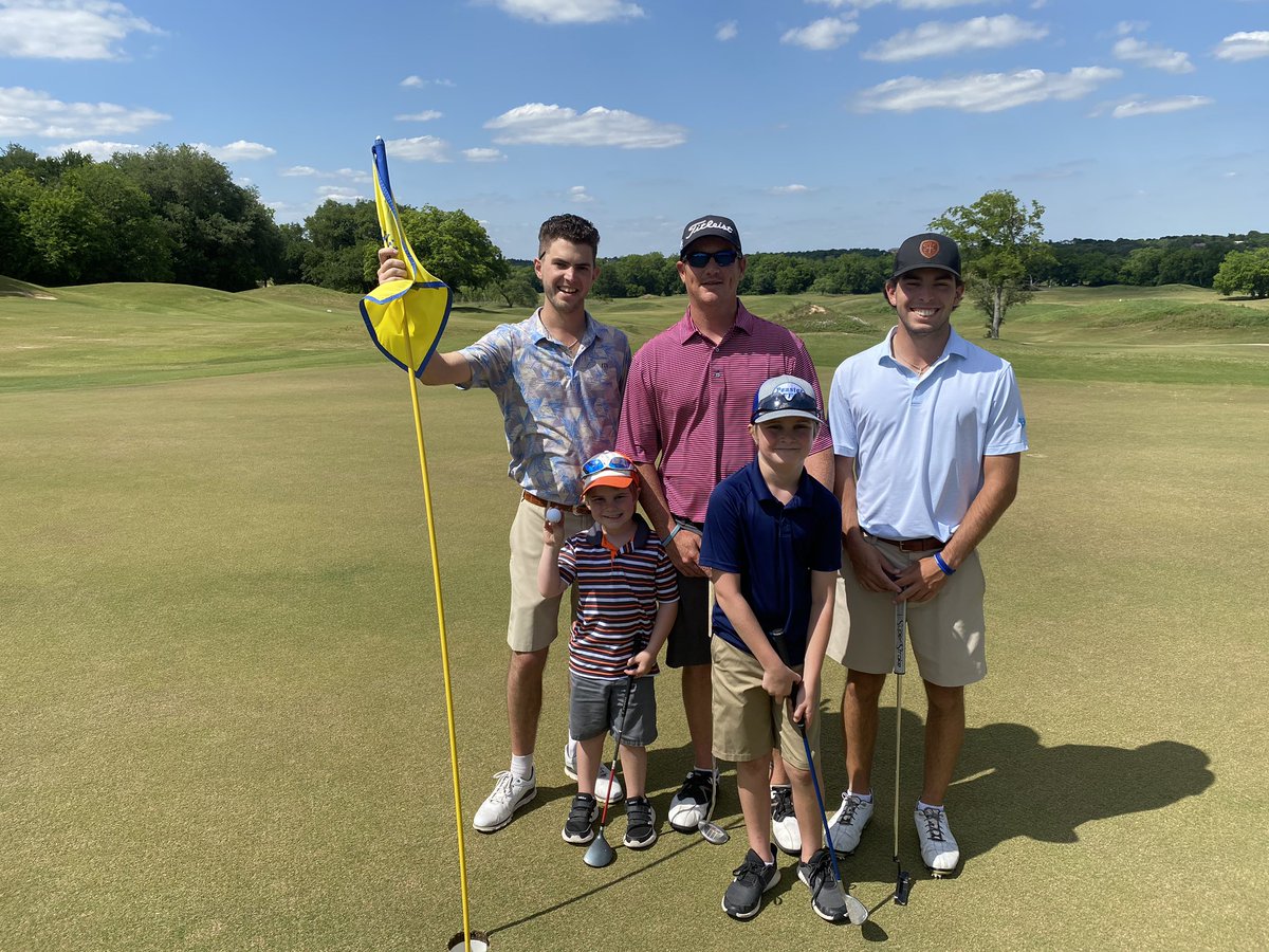 CoachGraves4's tweet photo. If We could order the weather today would have been it.. Boys loved some lessons from uncle Charley and Kevin, Both of them can stripe it!!
#Splitrail https://t.co/aaq6WGwNJj