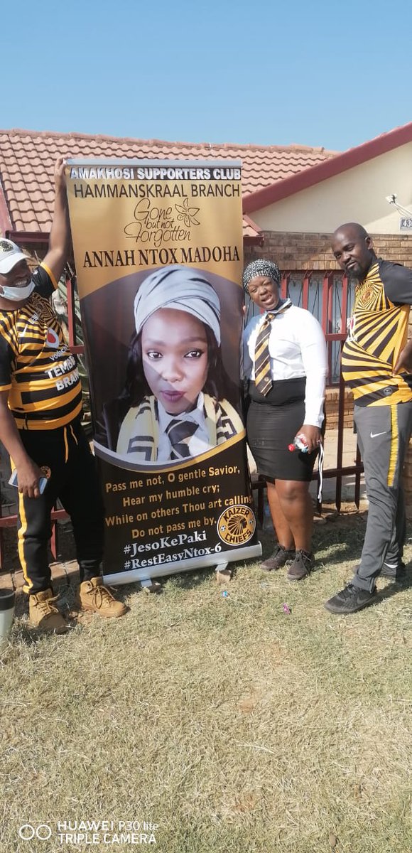 Giftmpholeremi1's tweet photo. #South Poles won't be the same again without you Ntwana
#Till we meet again
#Ntox 06
#Jesokepaki
#BackToBrilliance
#Amakhosi4Life
#Be A King
#11 FT#16 https://t.co/RiOJudmXxa
