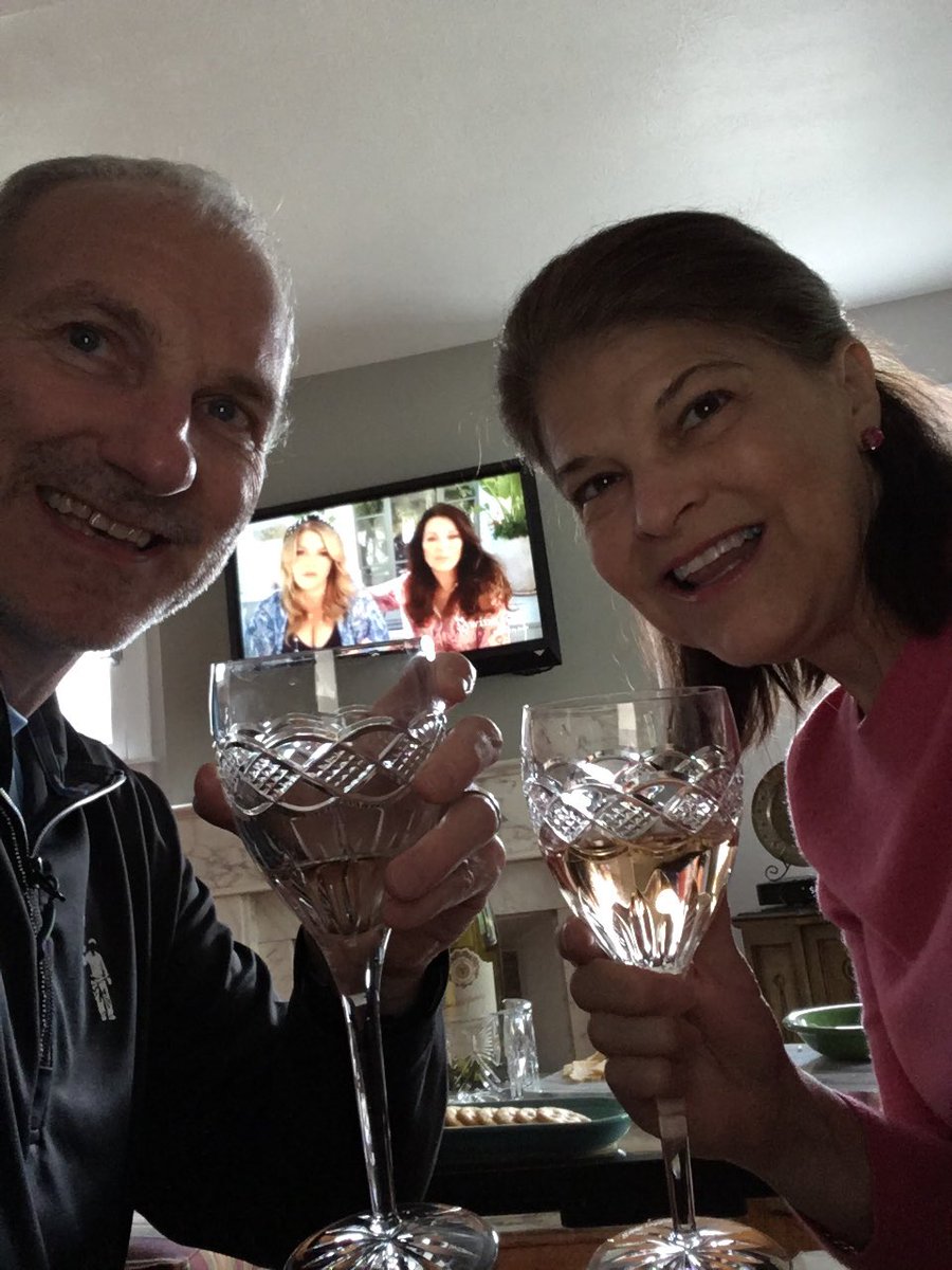 christinehonan1's tweet photo. @LisaVanderpump & @PandoraVT so appreciate time your Vanderpump wine insight. Never enjoyed Chardonnay as all were flat/harsh, but #VanderpumpChardonnay is delicious! And such a #perfectrose - balanced. Have a lovely afternoon - we are because of #Vanderpumpwines! https://t.co/sirMkLCvQb