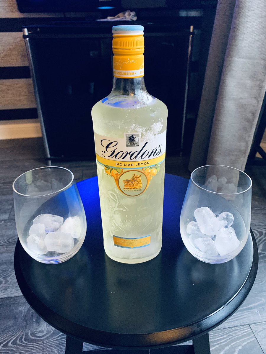 _jules70's tweet photo. Yeah, enjoying this Sicilian Lemon Saturday .... https://t.co/jdWMdUBuMf
