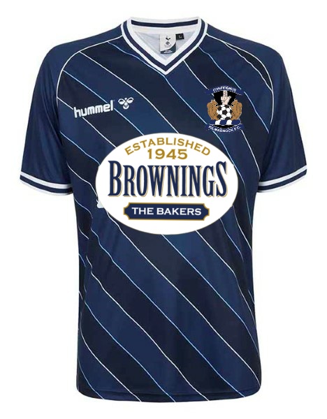 rjgemmell5's tweet photo. Spent 10 minutes knocking these up. Puma wan my favourite. Would maybe sate both those who want stripes and those who fancy a return to an all white shirt. #killiekit #killiekitcomp https://t.co/gbBmiu5BVz