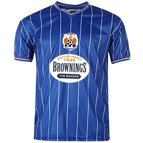 rjgemmell5's tweet photo. Spent 10 minutes knocking these up. Puma wan my favourite. Would maybe sate both those who want stripes and those who fancy a return to an all white shirt. #killiekit #killiekitcomp https://t.co/gbBmiu5BVz
