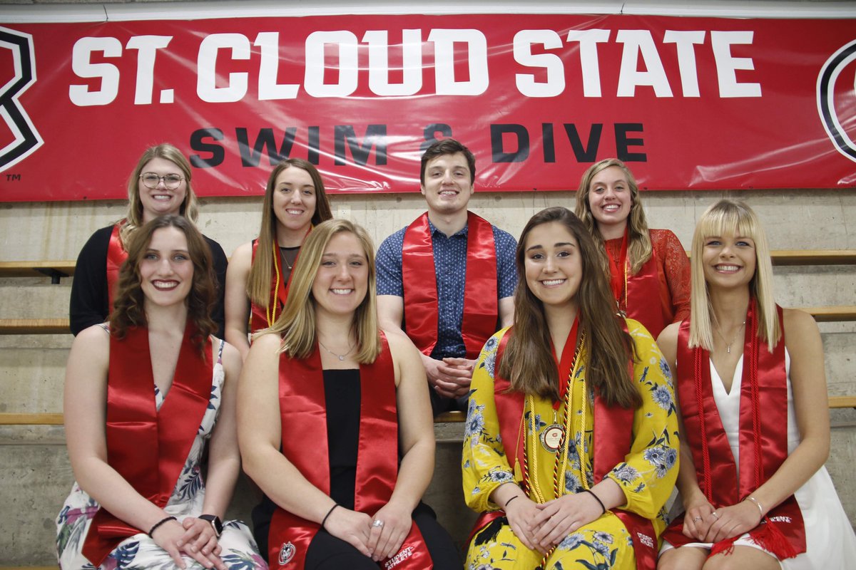 SCSU_SWIMDIVE's tweet photo. Congrats Class of 2020!! Can't wait to see what the future holds for you all🎓🐾 #onceahuskyalwaysahusky https://t.co/5LmY85InDP