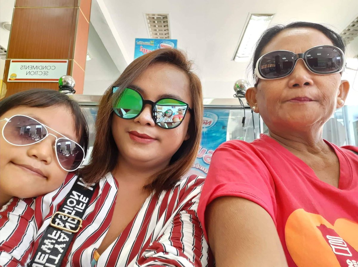 jessicaabsalon7's tweet photo. Hi Mama Vicky Happy Mother's Day at Sa aking Tita Veronica Happy Mother's day din salamat Sa aking alaga ko at Sa ating pamangkin ko God bless siya Ang aking Ilaw Ng Tahanan ππππ©βπ©βπ¦βπ¦π€°
#JessicaSupport
#Siswang https://t.co/wJa79Aopix