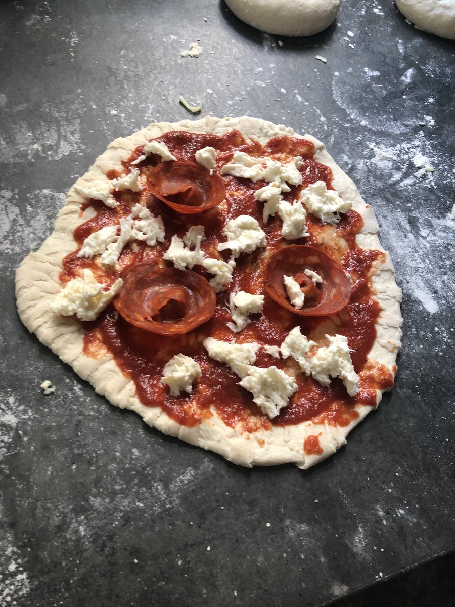 thesteward1's tweet photo. Pizza was planned, and it also turned out to be #OoniDay if I needed anymore excuses #Oonified and also made my neighbors daughter one #sliceofkindness she wanted pizza https://t.co/HvUFuMFXtC