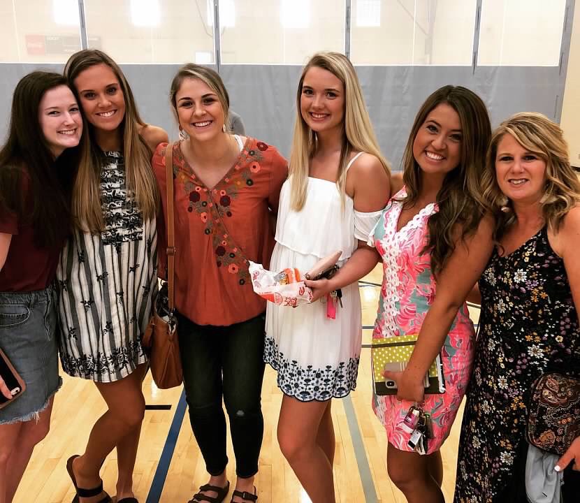 BuffyFrazier14's tweet photo. Four years ago I walked into church to meet my new Sunday school group of freshmen girls and tomorrow we honor this group during Senior Recognition Sunday at church. These girls are amazing and have blessed and challenged me in so many ways. #seniors2020 #firststudents https://t.co/PyODpcO7DW