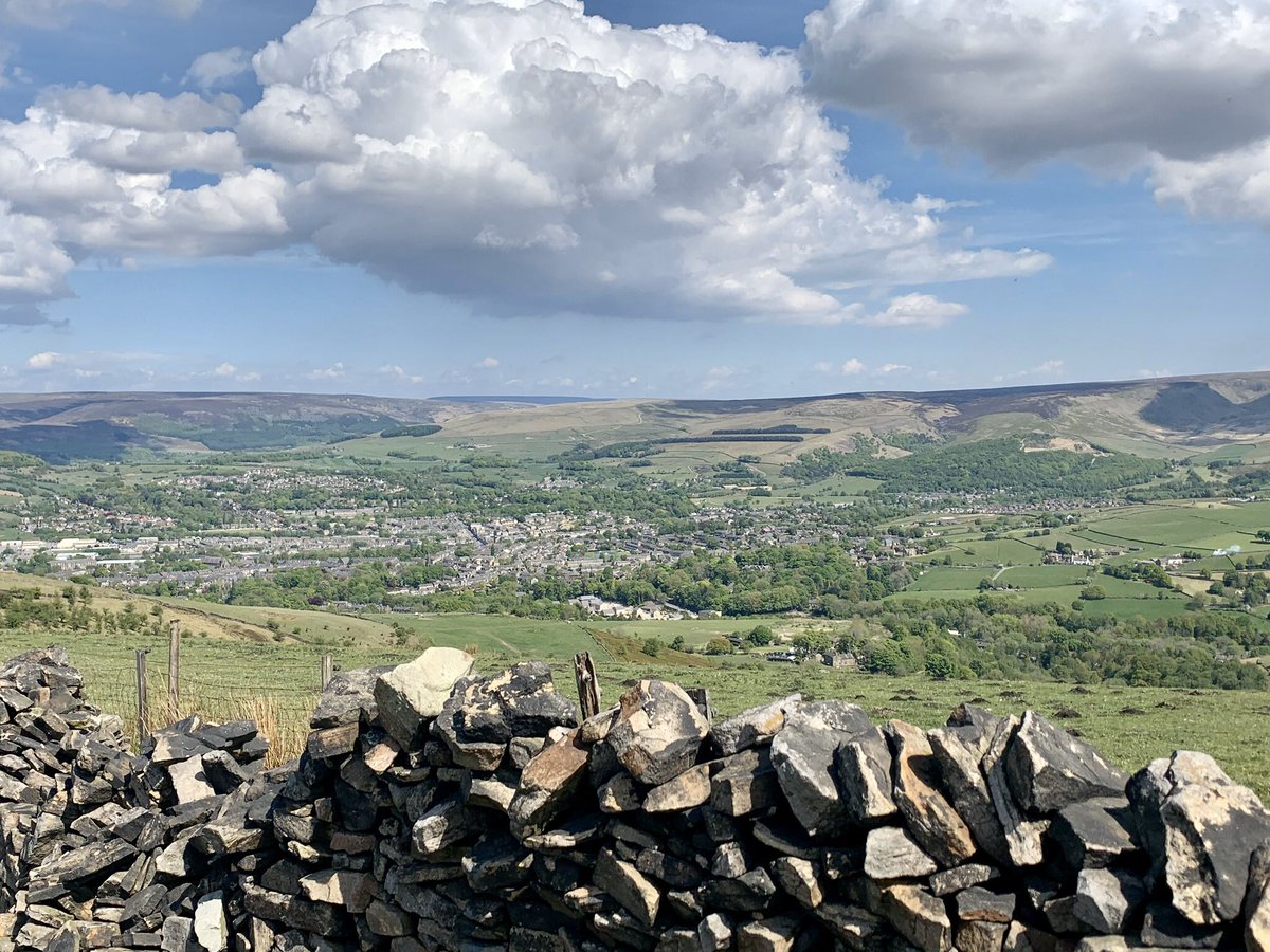 MoveMoreGlossop's tweet photo. #doorstepwalk on a glorious day in the High Peak with my boys. We are so lucky to be able to walk out into open countryside from our homes. #lockdowndailyexercise @MindBodySole3 #thatcounts https://t.co/u8k26nOfm3