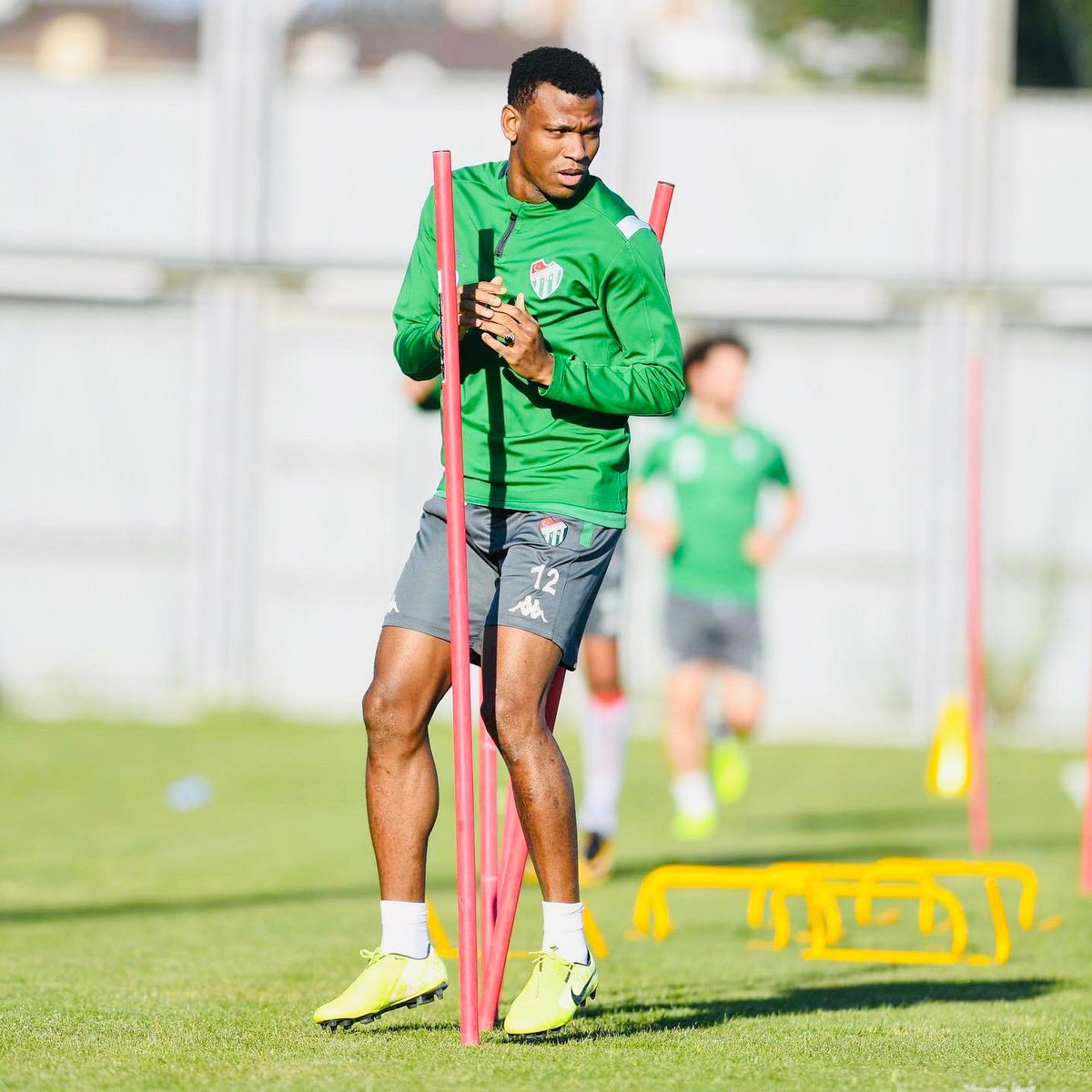 OfficialShehu's tweet photo. We are back in training, the world is gradually winning over #Covid_19. I'm delighted, work is back. I appreciate your support and motivation. Keep safe and stay alive! #Bursaspor https://t.co/ufnYMzkQiV