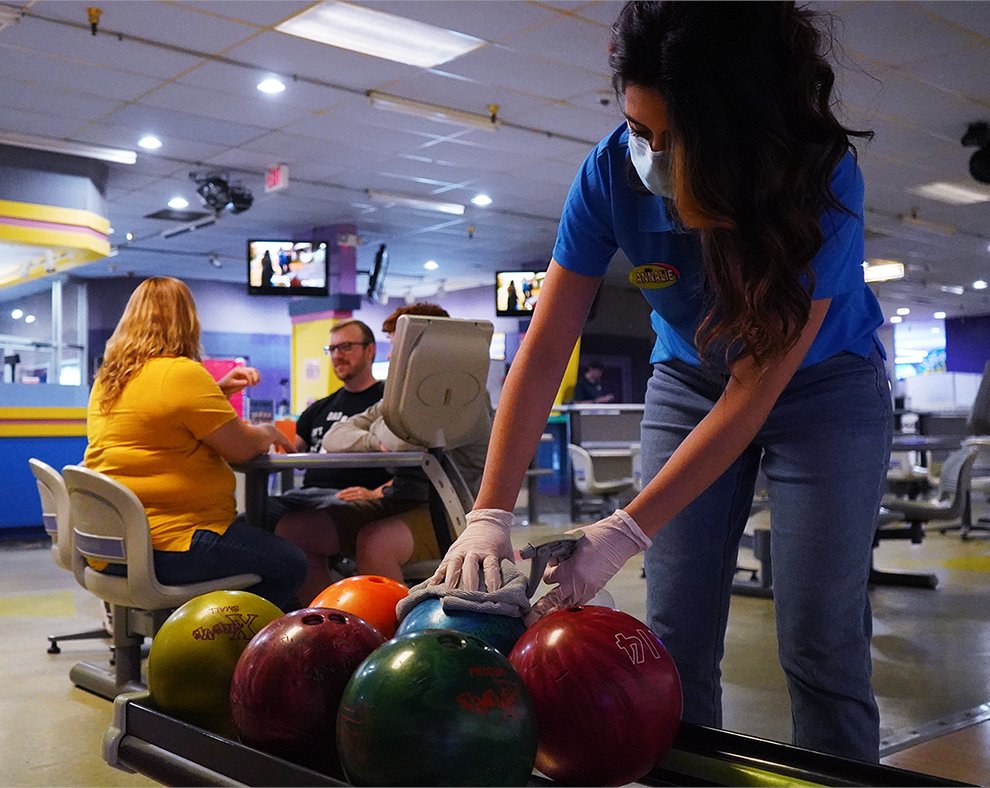 PinChasers's tweet photo. When we reopen on Friday, May 15th, all bowling balls and rental bowling shoes will be sanitized before each new guest or small group. Any guest can request a new sanitation at any time and we will be happy to do it.

Read our full safety plan here: https://t.co/z9wB5vAgwk https://t.co/VbH0fBq059