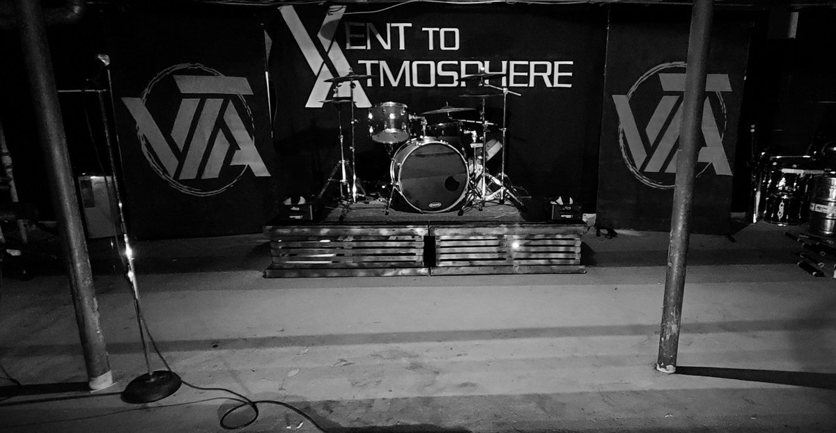 VTAofficial's tweet photo. The stage is set and we're just a couple of hours away to show time! 

Make sure to tune in here on the event page at 8PM⬇️⬇️⬇️⬇️⬇️
https://t.co/Y2MlQlv6pE

#VentToAtmospher #VTA #Facebook #LiveStream #Concert https://t.co/BDebAM4QYR