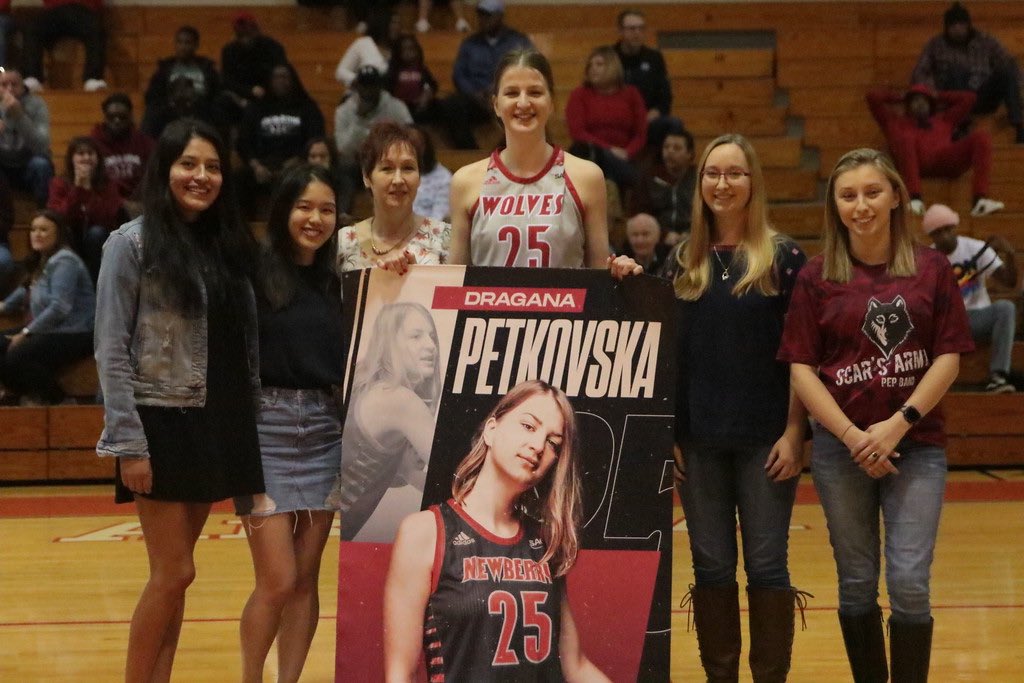 newberry_wbb's tweet photo. Please help us in congratulating our outstanding 2020 graduates Brandi McMillan, Kelsey McDermott and Dragana Petkovska! All 3 have bright futures ahead of them. We know they will make us proud! https://t.co/77uBjKGXky