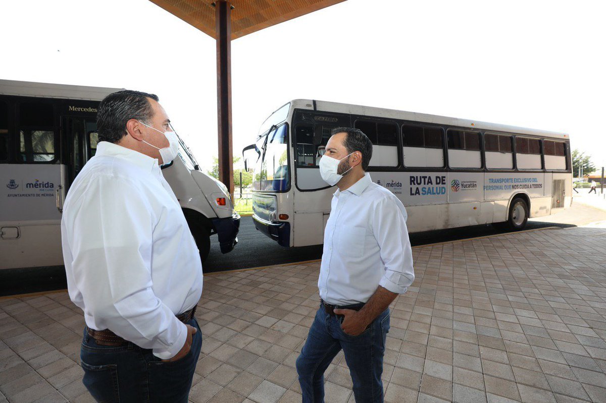 MauVila's tweet photo. Presentamos la "Ruta de la Salud" un proyecto de transporte público que será gratuito para el personal médico de hospitales públicos y privados, que funcionará durante la contingencia por el Coronavirus, que realizamos en conjunto con el Alcalde de #Mérida, @RenanBarrera. (1/4) https://t.co/Lg2HCEldLA