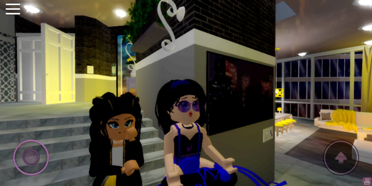 FlixYourFriend1's tweet photo. @reddietheteddy love the new hair 💇. My fav is that hair with the big "Bang" thing https://t.co/cGXqBkq8dU