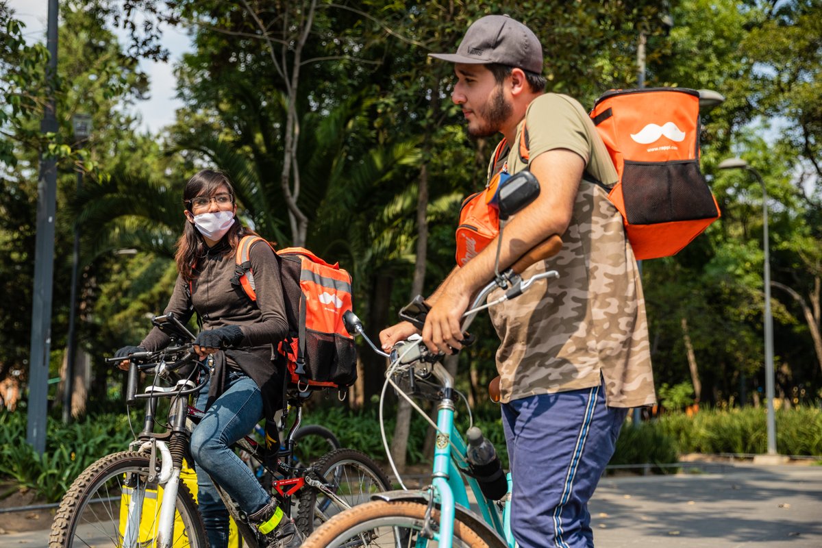 catmorbiato's tweet photo. In March, riders from Italy began an hashtag-campaign #PeopleBeforeProfits, #StopDelivering, #NotForUsButForAll. In Mexico๐ธ, riders' collectives promoted initiatives to face the sanitary&labor emergency. In Argentina and other LatAm countries strikes were launched ending April. https://t.co/3U240hZIMd