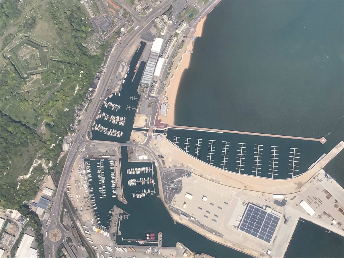 twittalegend's tweet image. They’ll be Bluebirds.... erm i mean King Air B200T shaped birds over the White Cliffs of Dover #WeAreOS. @Port_of_Dover