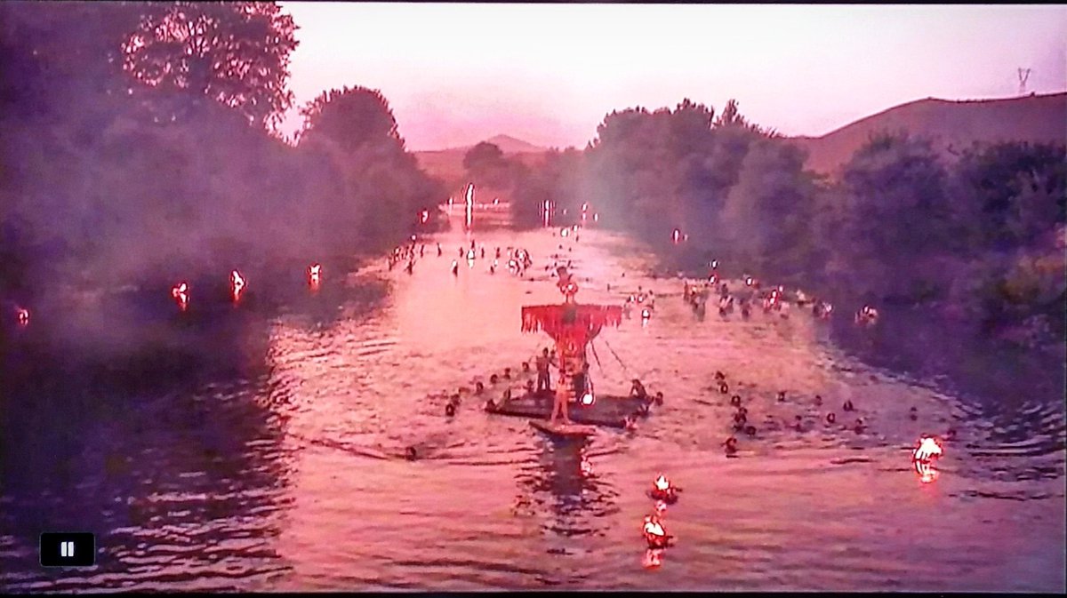 HappeFrederic's tweet photo. Profiter sur #confinement pour ranger ses classeurs de DVD (oui, je suis vieux) et regarder ses préférés avec la descendance. Aujourd'hui #LeTempsDesGitans d'Emir #Kusturica https://t.co/UAnvnffb3e