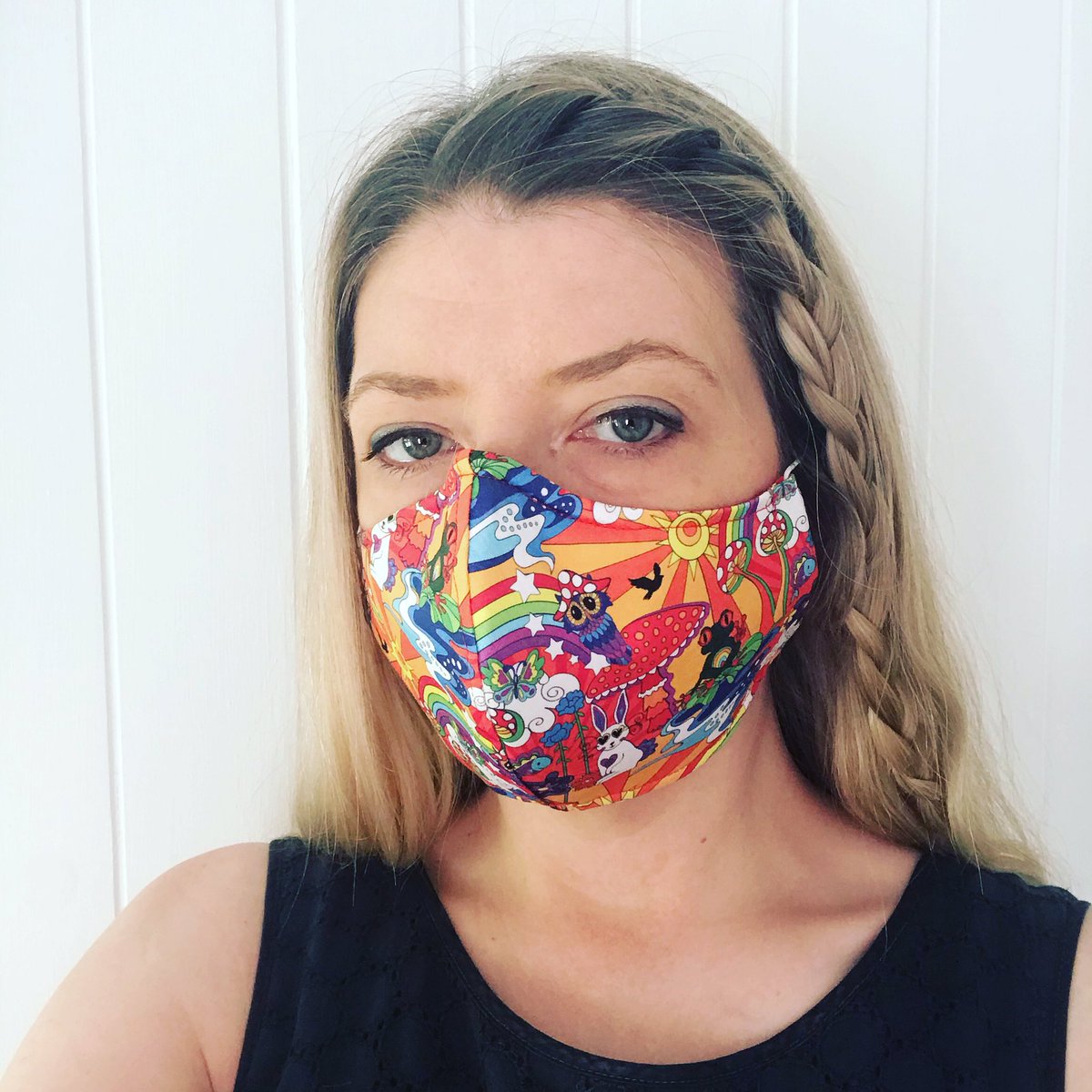 StanandGwyn's tweet photo. Making social distancing groovy ✌️🌈 #https://etsy.me/39NW11j #facemask #facemasks #masks #SocialDistance #day44oflockdown #ATSocialMedia #BizHour #indiebiz #lockdownuk #onlineshopping #psychedelic #psyche #rainbow #crafturday #craftbizparty #MaskUp #MasksNow #etsymask https://t.co/bYIdmPkbwz