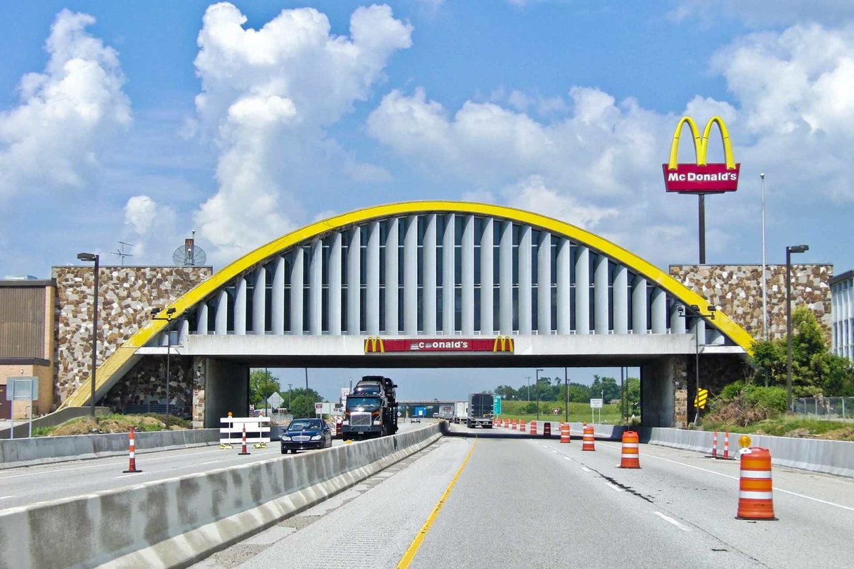 Highway overpass McDonald’s in Vinita, Oklahoma! Closed but reopened recently!
