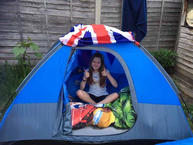 BGuides2's tweet photo. Loving seeing our girls and leaders taking part in @girlguidingGLK #glksleepoverathome hoping they all sleep well tonight :-) https://t.co/B0nXLEzk1w