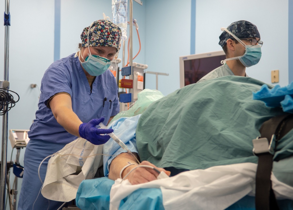 NRD_SanDiego's tweet photo. Navy Nurses: The Backbone of Their Field
National Nurses Week - “Nursing the World to Health”
https://t.co/bNJ3X71RTZ
#NationalNursesWeek #ForgedByTheSea @USNavy @USNRecruiter @NavyMedicine @NMC_SD #KnowYourMil #NavyNurses @NavMedForPac #Essential #COVID19 @AmericasNavy #USNavy https://t.co/PLTjlzns3z