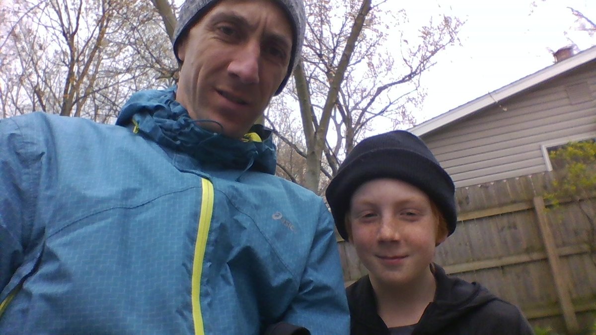 EdenTF1's tweet photo. Just ran through 4 seasons in a 4 mile run #buffaloweather. I don't know what is going on with this weather, but it all feels better after a run. #EdenMayMile https://t.co/cmzKi3AG1z