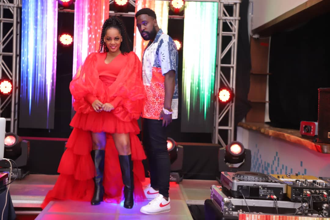 nbstv's tweet image. ON AIR: #NBSSNL

Here to unbolt your heaven by bringing a world of entertainment right into your living rooms. Stay locked. 

Watch live and online: nbs.ug/live/. #NBSUpdates