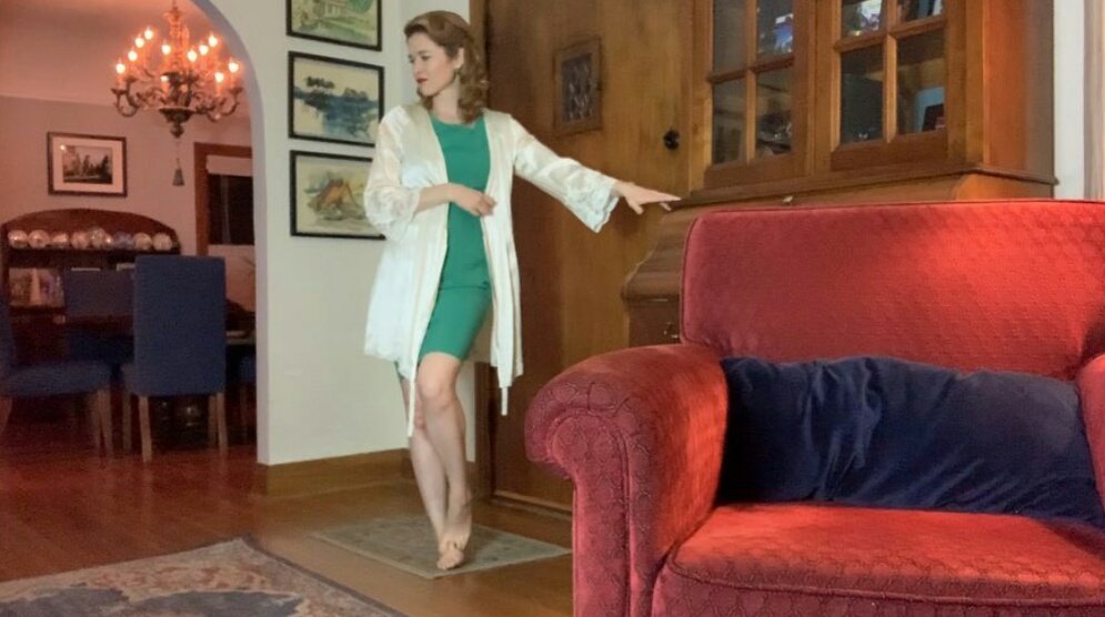 SarahDrewDaily's tweet photo. "Cooking up a little something for you" @sarahdrew AND WE ARE READY FOR IT!!! 🎬

📷| @sarahdrew IG post https://t.co/BPxamLHPki