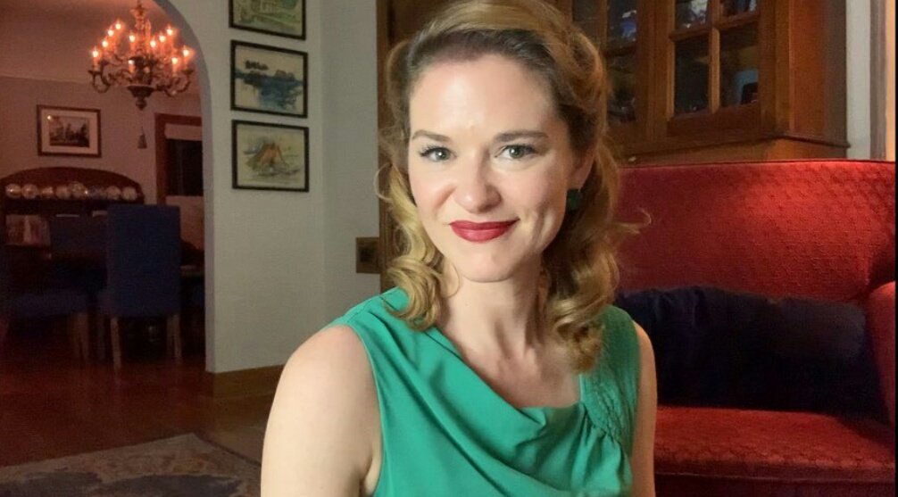 SarahDrewDaily's tweet photo. "Cooking up a little something for you" @sarahdrew AND WE ARE READY FOR IT!!! 🎬

📷| @sarahdrew IG post https://t.co/BPxamLHPki