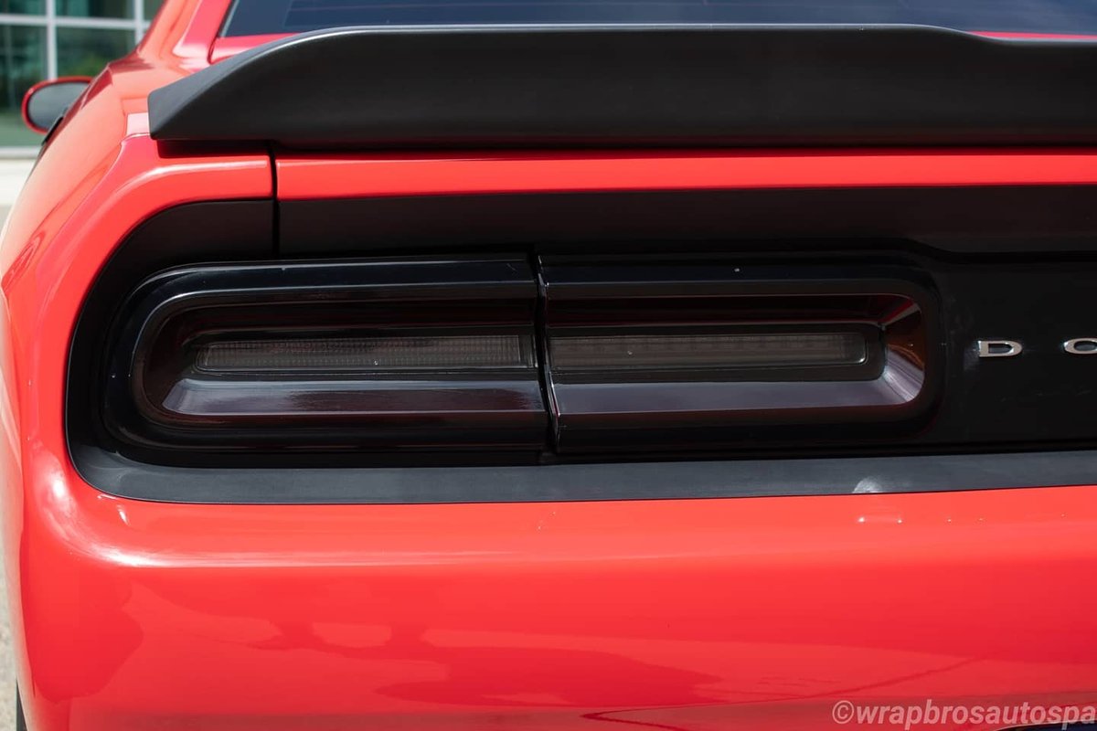 LuxeAutoConcept's tweet photo. Before 😐 // ➡️ // After 😎
Check our website to find a pro installer near you!
📷 @wrapbrosautospa #windowtint #blocksun #windowfilm #dodge #mopar #moparornocar #hemi #moparnation https://t.co/4BAs8OfgMI