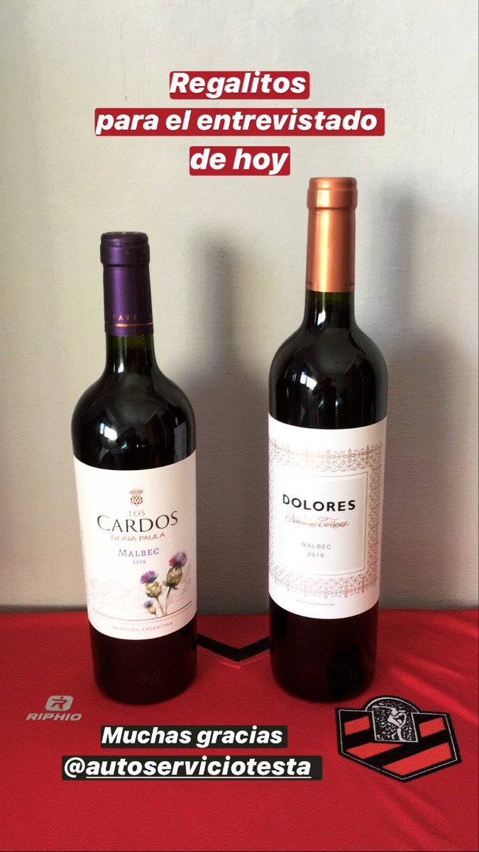 SentimientoRyN's tweet photo. Los 🍷🍷 de hoy se los lleva Gonza Turri 💪🏼.
No te olvides de entrar al Instagram de #sentimientorojinegro.
19:00 hs arranca la charla EN VIVO ♥️🖤!! https://t.co/cvU7uQhucD
