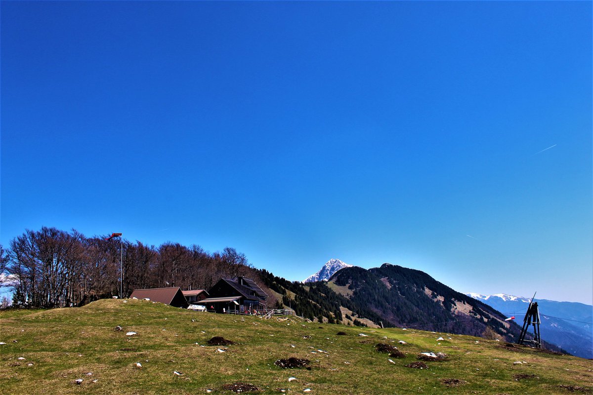 magical_getaway's tweet photo. Kriška gora, Slovenija
#wanderlust #travel #slovenia https://t.co/ZgFE8Rolk7