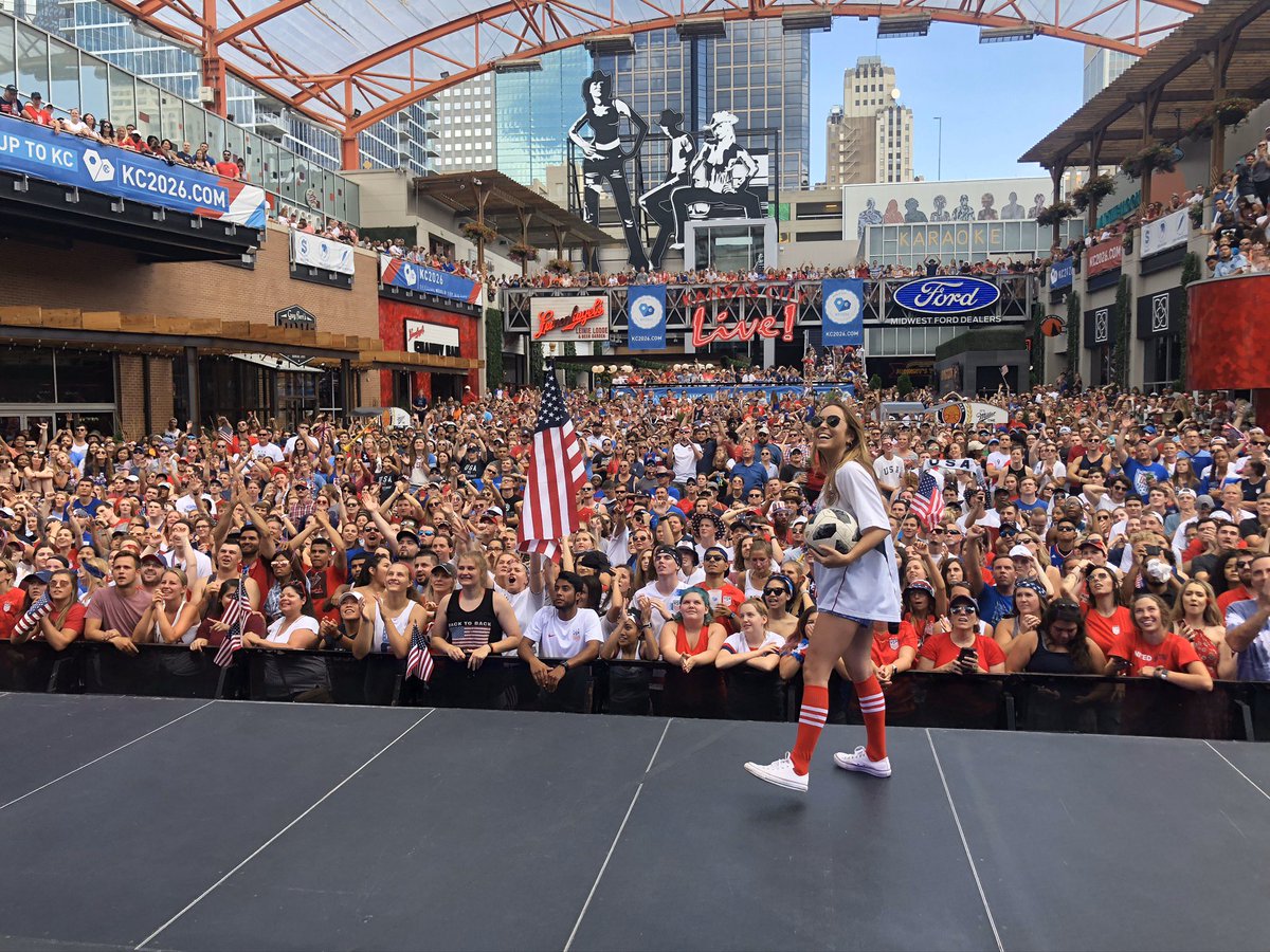 AlyTrostMartin's tweet photo. KANSAS CITY, MO, USA https://t.co/qUsF2l6Sqp