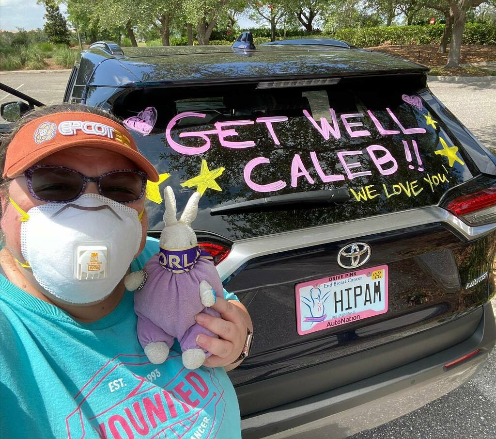 jenvargas's tweet photo. #GetWellCaleb! @bunmking & I join @runwaytohope & @rosenhotels for #CalebsHopeParade today!
⭐️
“At 9 years old, Caleb Morales was diagnosed with Glioblastoma, a rare form of brain cancer. Together, with his family, they have battled this terrible disease… https://t.co/A93MDQzMUI https://t.co/q2h6wue0oo