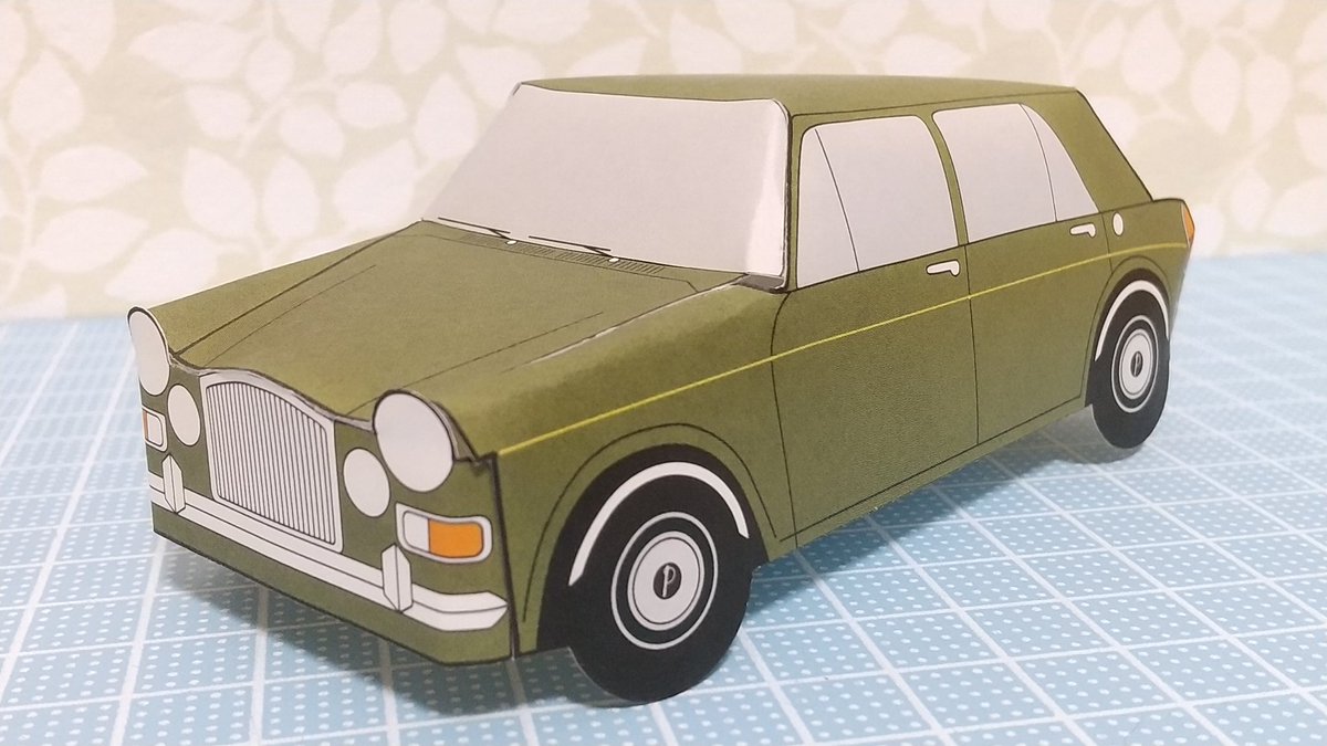 Uzivatel よし ペーパークラフト Na Twitteru バンデン プラ プリンセス 溝呂木陽さんの 紙のクルマ に掲載されているペーパークラフトです 樹木希林さんの愛車として有名なクルマです 組み立てながら上品な車だと実感しました ペーパークラフト