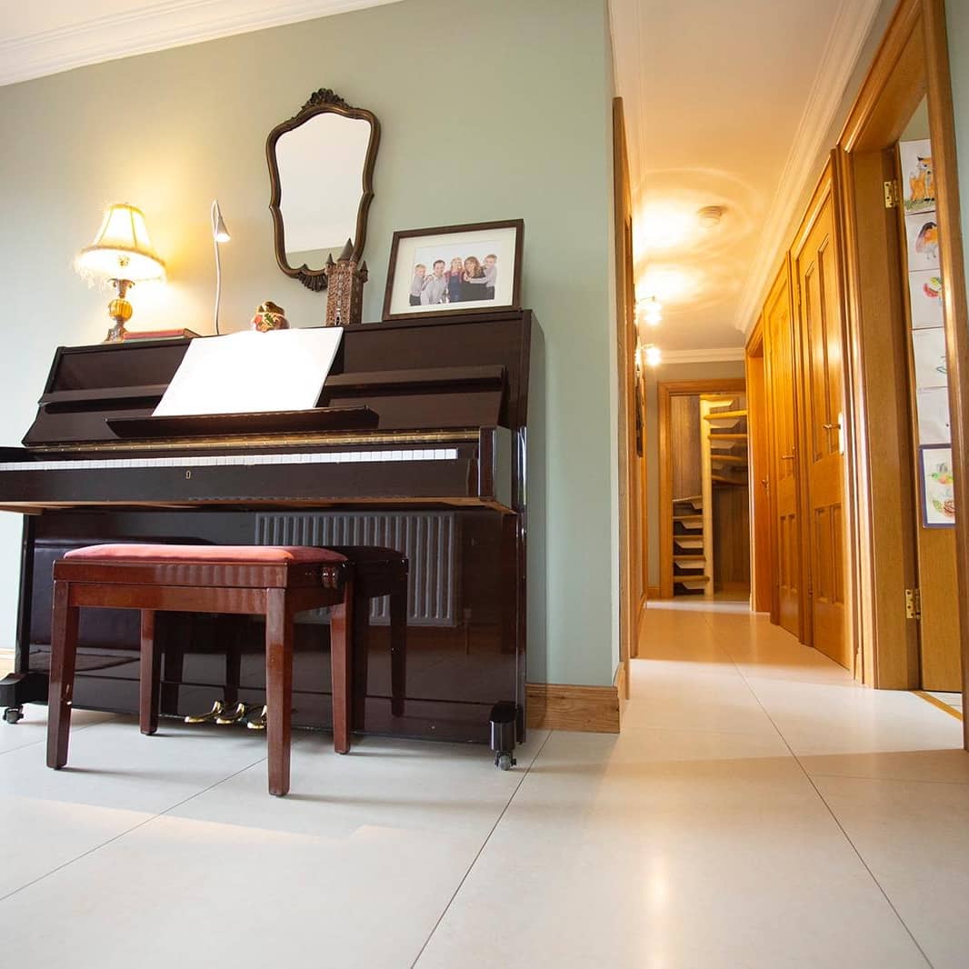 davidsontiling's tweet photo. Bone 60 x 120 porcelain tiles supplied &amp; fitted by Artafex Ltd #interiordesign #tiles #homedecor #floortiling https://t.co/Qlx90hHz6D