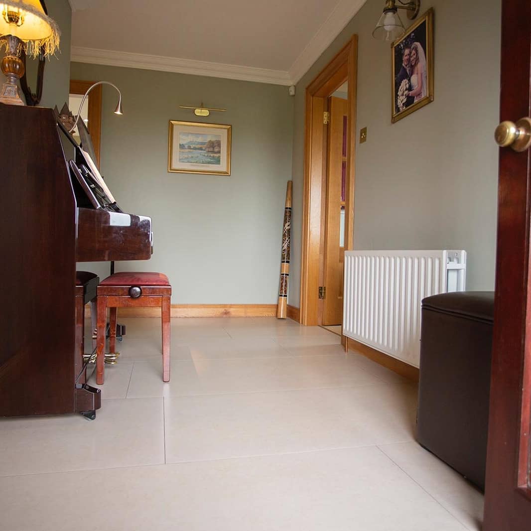 davidsontiling's tweet photo. Bone 60 x 120 porcelain tiles supplied &amp; fitted by Artafex Ltd #interiordesign #tiles #homedecor #floortiling https://t.co/Qlx90hHz6D