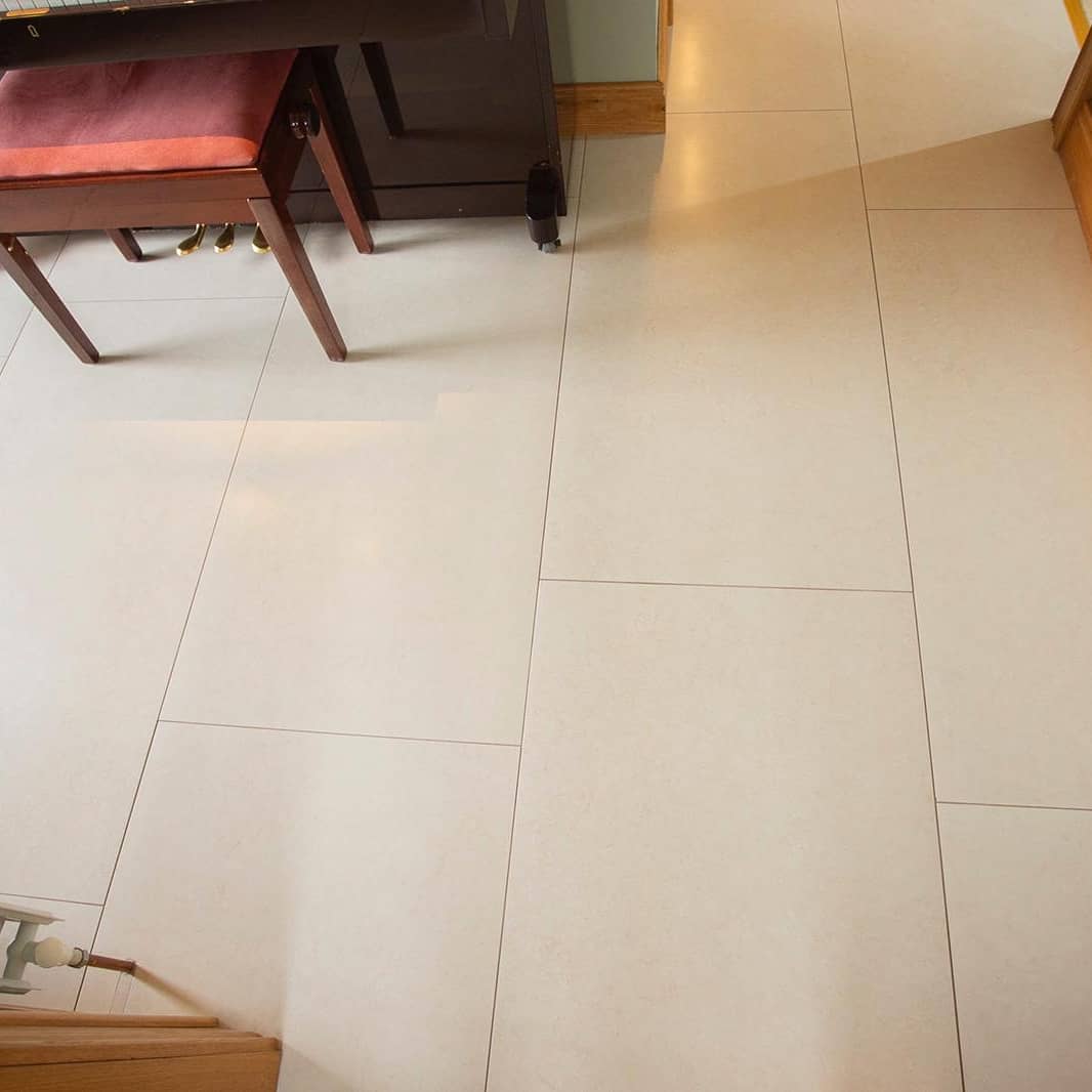 davidsontiling's tweet photo. Bone 60 x 120 porcelain tiles supplied &amp; fitted by Artafex Ltd #interiordesign #tiles #homedecor #floortiling https://t.co/Qlx90hHz6D