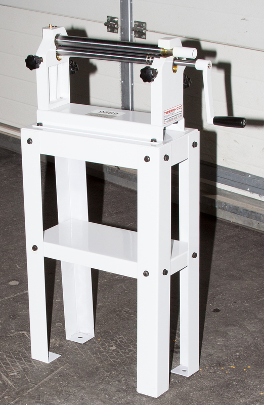 LagerMaschinenD's tweet image. #TOOLPOWER Blechrundbiegemaschine - 3 Walzen TOOLPOWER RB 305 x 25: 1069-1930 Blechrundbiegemaschine - 3 Walzen TOOLPOWER RB 305 x 25 08.05.2020 / HESSE+CO Maschinenfabrik GesmbH Industriezentrum NÖ-Süd lagermaschinen.de/maschinen-date…