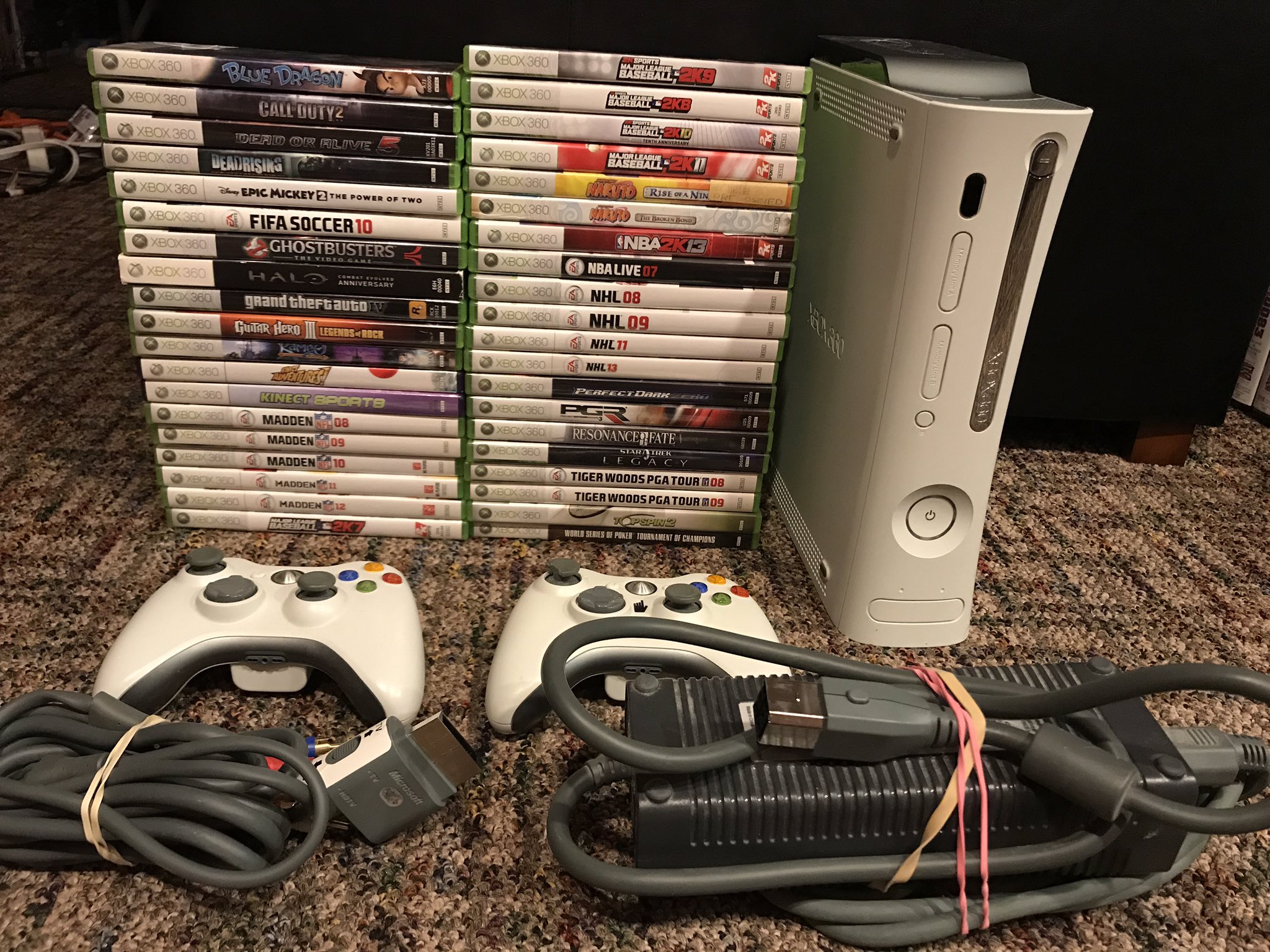 FIFA Soccer 09 - Xbox 360 : Video Games