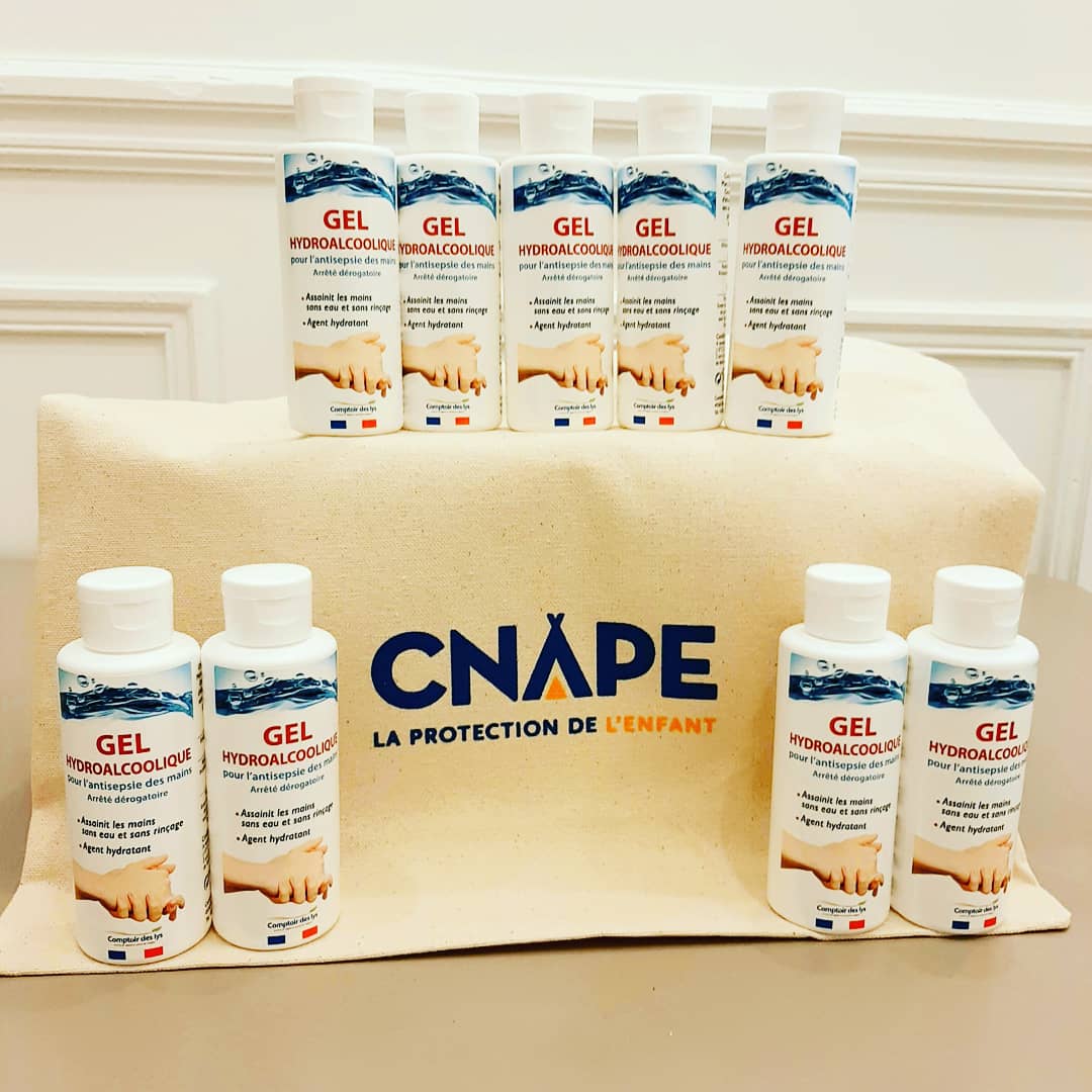 Ce samedi après-midi, atelier logistique au siège pour répartir la 1re palette de gel hydroalcoolique sur les #territoires.
MERCI au laboratoire #ALVEND de ce don pour notre chaîne de #solidarité #EnsembleProtectionEnfance...et à notre ambassadeur <a href="/mohamedbouhafsi/">Mohamed Bouhafsi</a> pour son appel.