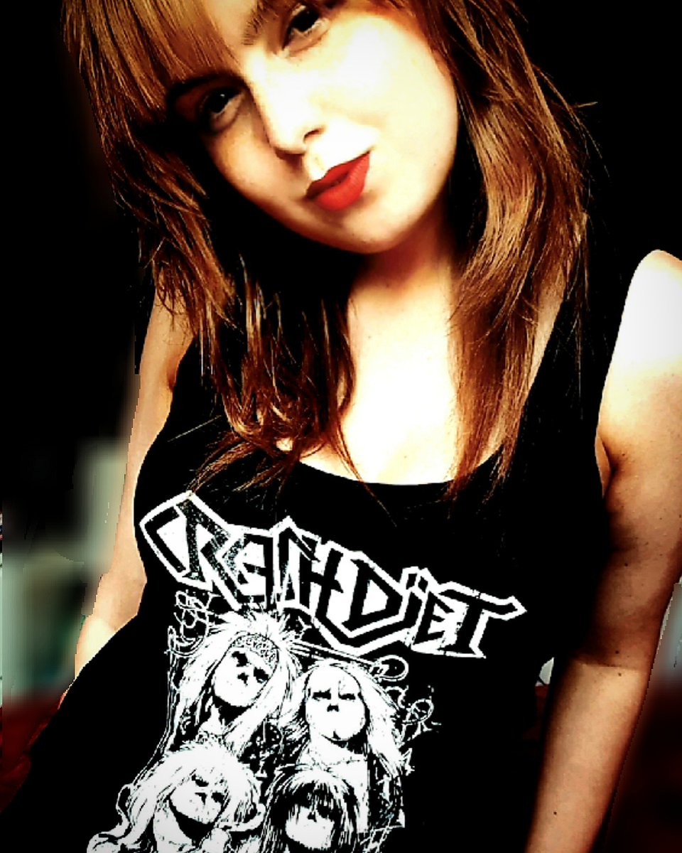Lotte1191's tweet photo. Lurved the @crashdiet_org live stream! I've ordered my top from the merch store and can't wait for it to get here! #crashdiet #rust #restinsleaze https://t.co/E1wSrkF5aD
