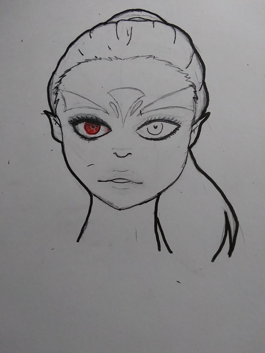 MaddersSilver's tweet image. Pray for the other eye