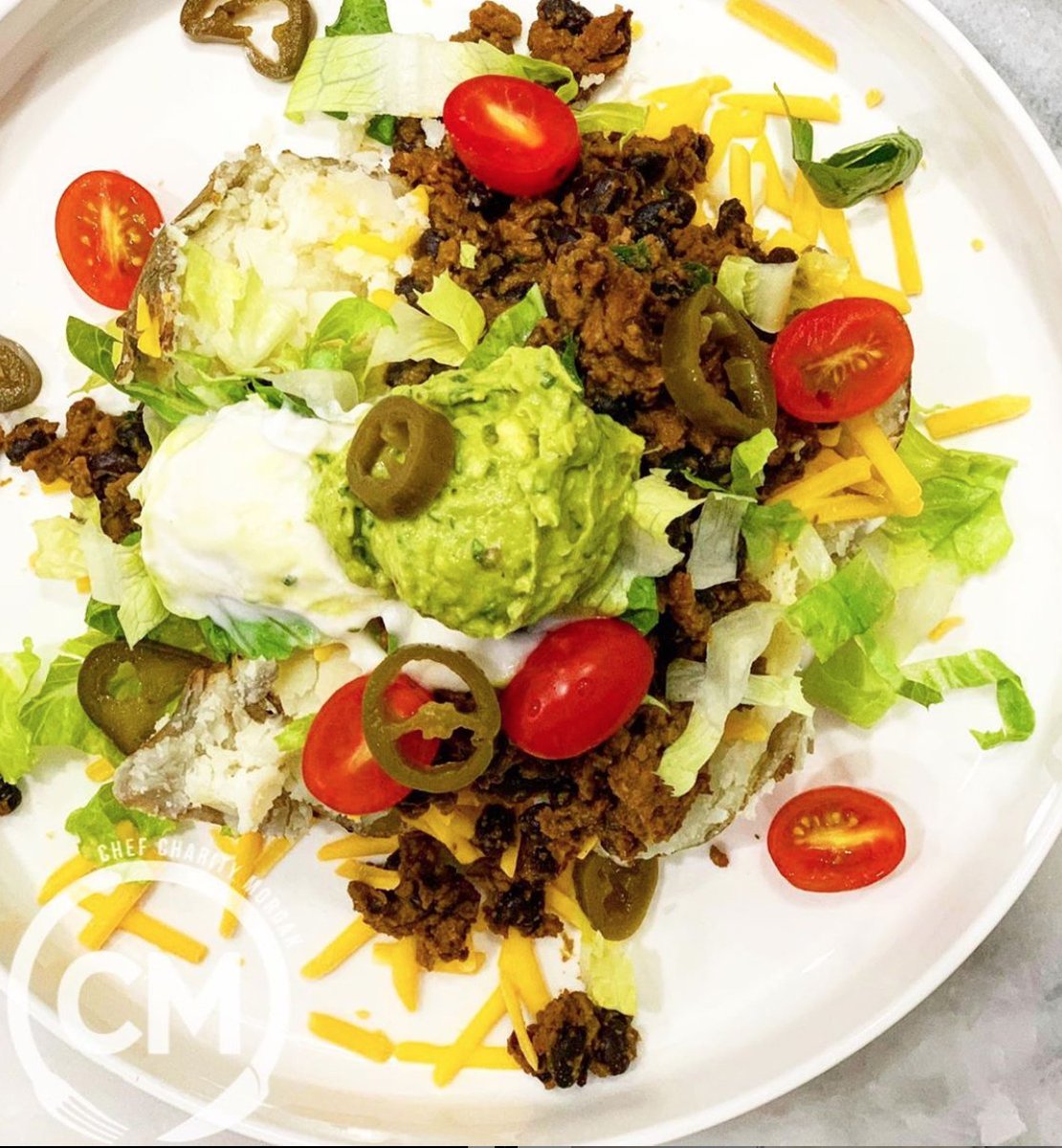 kngdm_group's tweet photo. Sending out an abundance of ❤️ LOVE to all the moms making several meals a day for your babies! My kids are eating so much it’s unreal. Visit @chefcharitymorgan on Instagram for plant-based meal ideas. https://t.co/yOs1tlmHXt https://t.co/XeAo1liUql