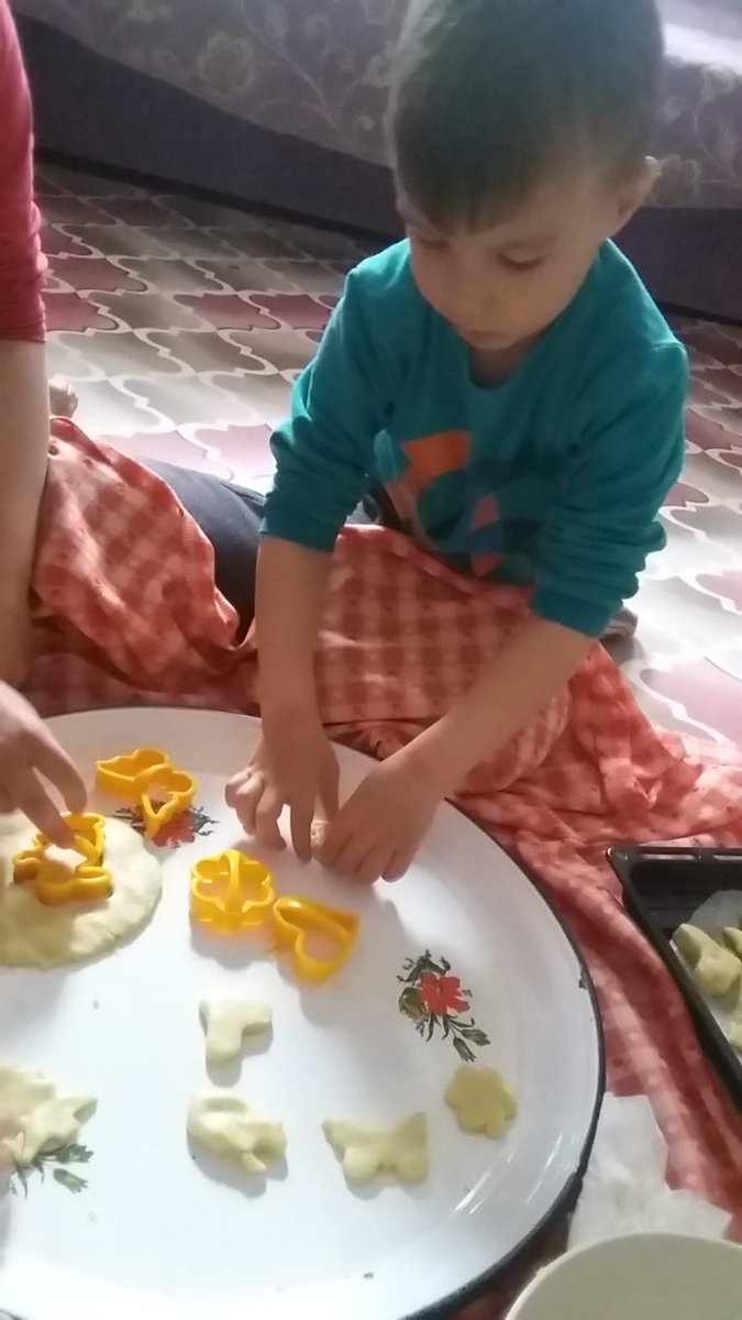 Evlerimizde okulöncesi eğitimimiz, okul-veli işbirliği içerisinde, öğretmenlerimizin çabaları ve değerli velilerimizin katkılarıyla devam etmektedir. #SüllerAnaokulu <a href="/YTEMEL3/">Y.TEMEL</a>