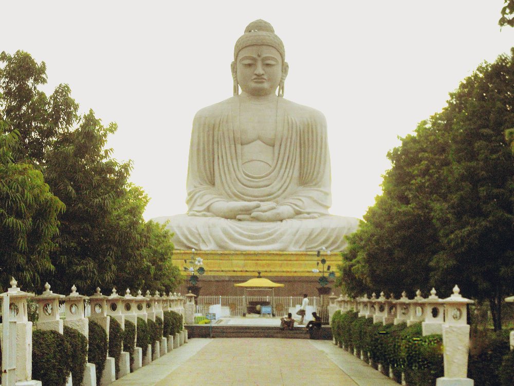 3. Experience some spiritual awakening at Bodh Gaya