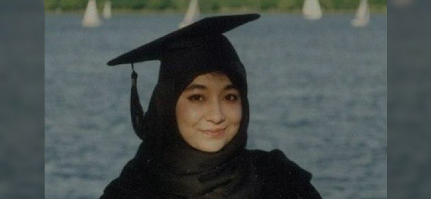 yyasaryyavuz's tweet photo. #AnnelerGünü denilince aklımıza küresel haydut ABD tarafından 2003 yılından bu yana hukuksuzca esir tutulan ve bulunduğu cezaevinde en ağır işkencelere maruz kalan üç çocuk annesi Pakistanlı Dr. Afiye Sıddıki geliyor.

#FreedomForDrAafia

#AfiyeSıddıkiyeÖzgürlük https://t.co/e4gG4pINBv