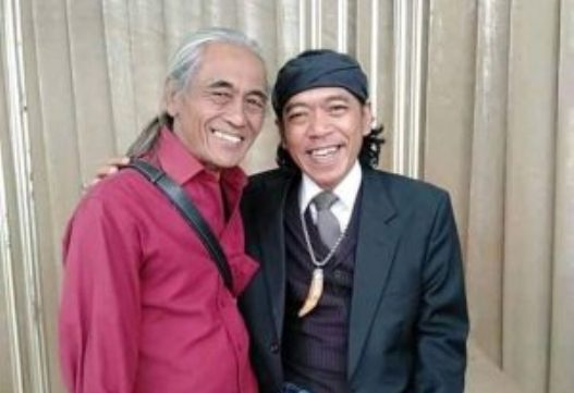 seputar_pnd's tweet photo. Musisi senior ciamis meninggal dunia, turut berduka 🙏🙏 #infopangandaran #beritapangandaran https://t.co/aRtnD2qvQR
