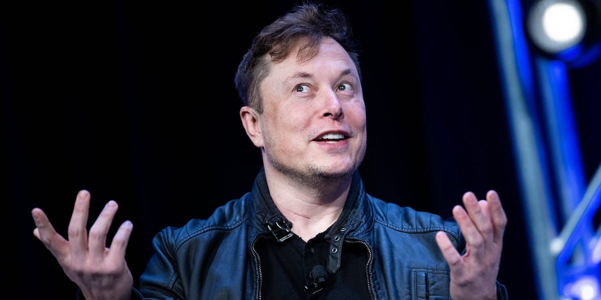 SegenceOfficial's tweet photo. Elon Musk says there's a chance his AI-brain-chip company will be putting implants in humans within a year

https://t.co/ov5iOnaGUN

#AI https://t.co/QghP8DG0HJ
